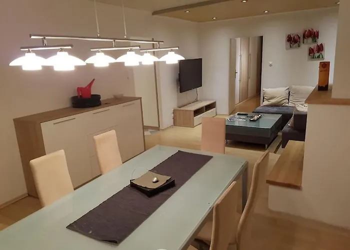 Esslinger Hauptstr Spacious With Loggia * Viyana