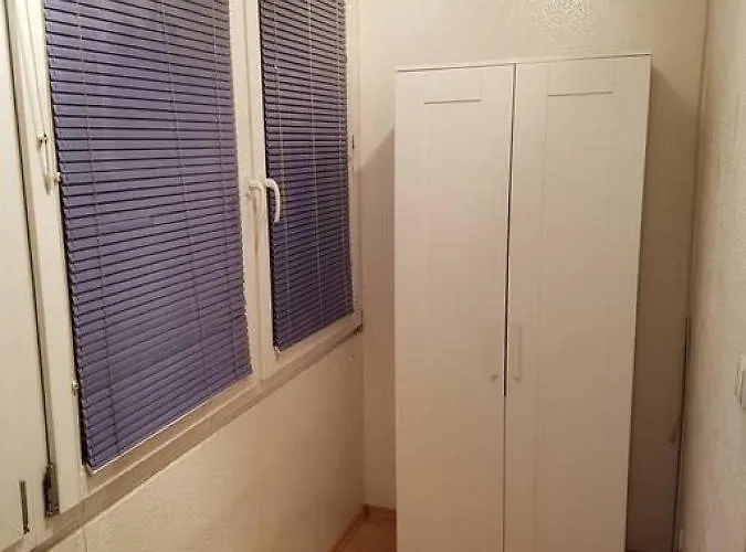 Esslinger Hauptstr Spacious With Loggia Daire Viyana