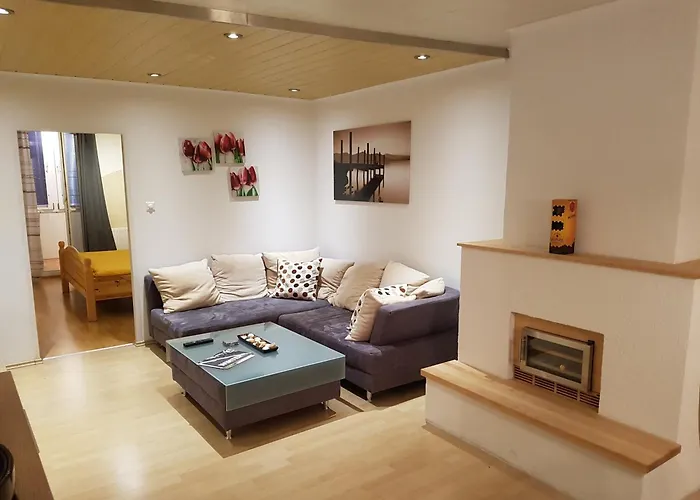 Daire Esslinger Hauptstr Spacious With Loggia